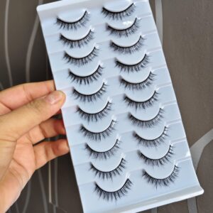 10 Pair Mink Eyelashes Box (Light)
